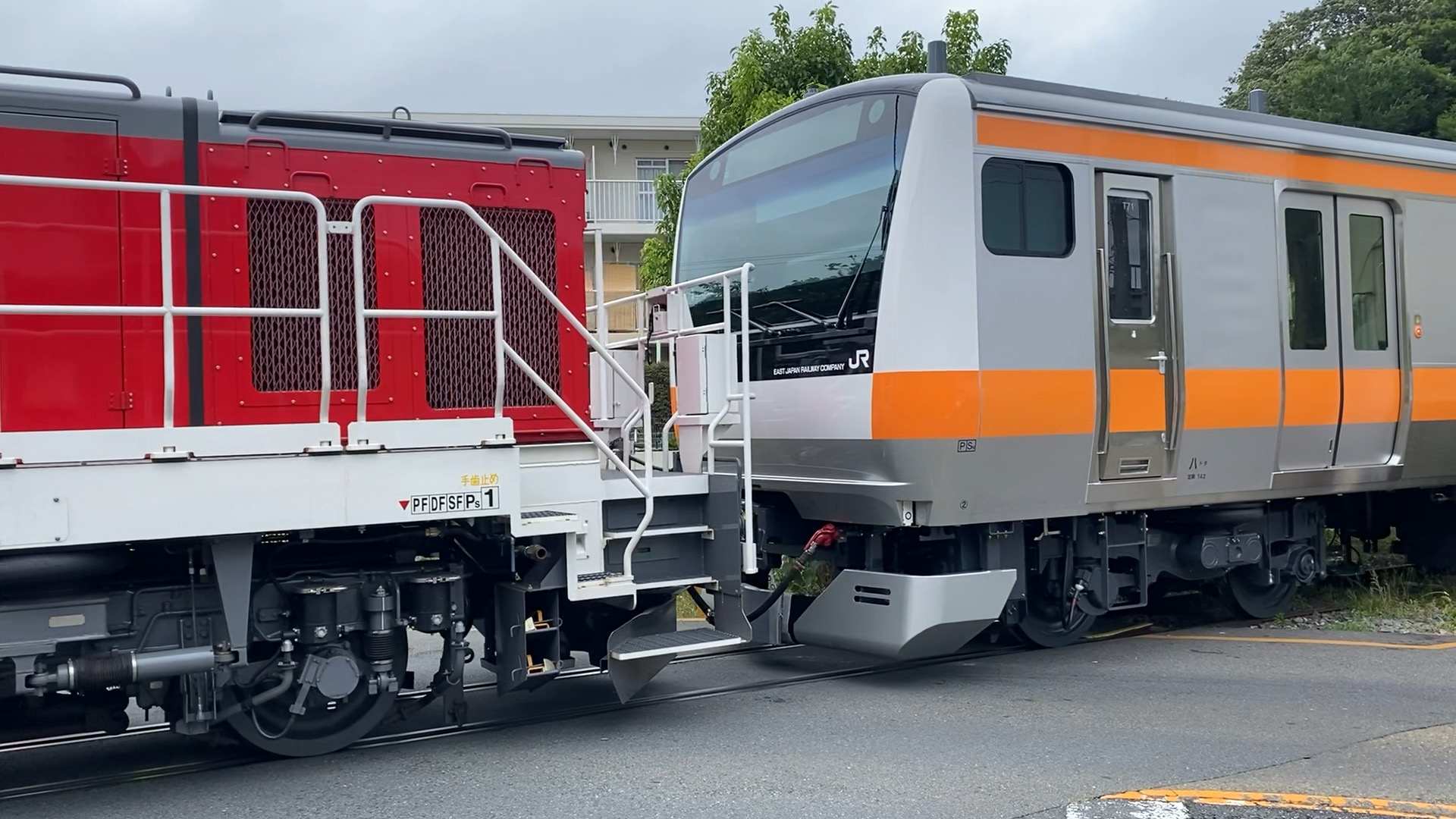 E233系0番台中央線T編成　10両 鉄道】 2020/06/11 JR東日本中央線E233系0番台（T71編成）J-TREC